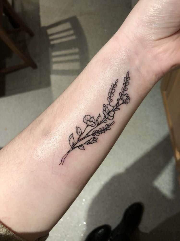 15 Of The Smallest Most Tasteful Flower Tattoos  by Small Tattoos   smalltattoos  Medium