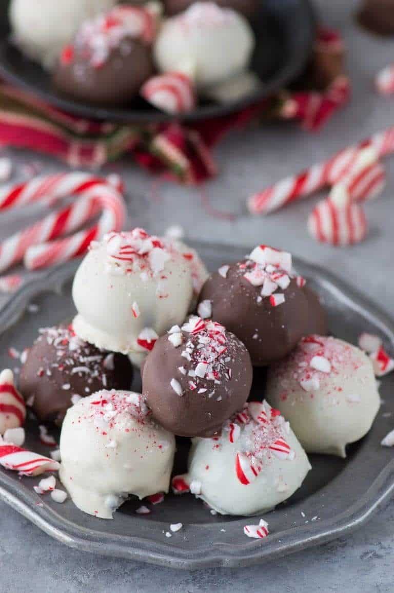 18. Peppermint Kiss Oreo Balls