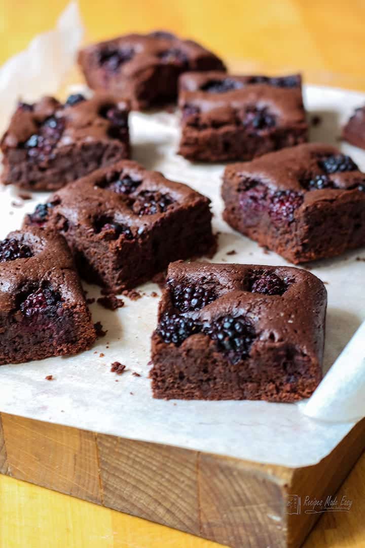 20. Blackberry Brownies