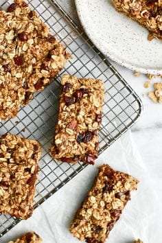 Healthy Chocolate Chip Granola Bars