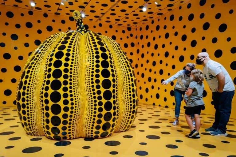 2. Yayoi Kusama – The Avant-garde Artist Obsessed with Infinity