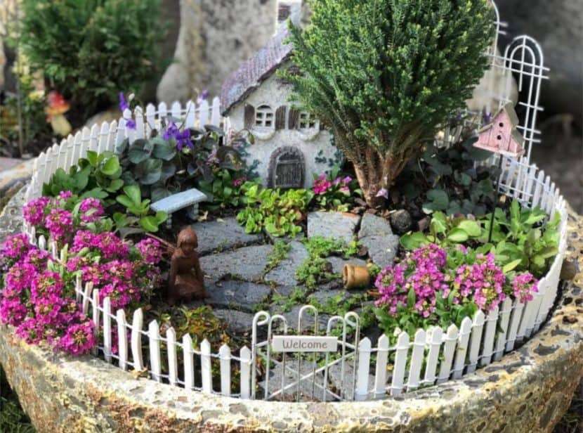 35 Magical DIY Outdoor Fairy Garden Ideas - Brighter Craft
