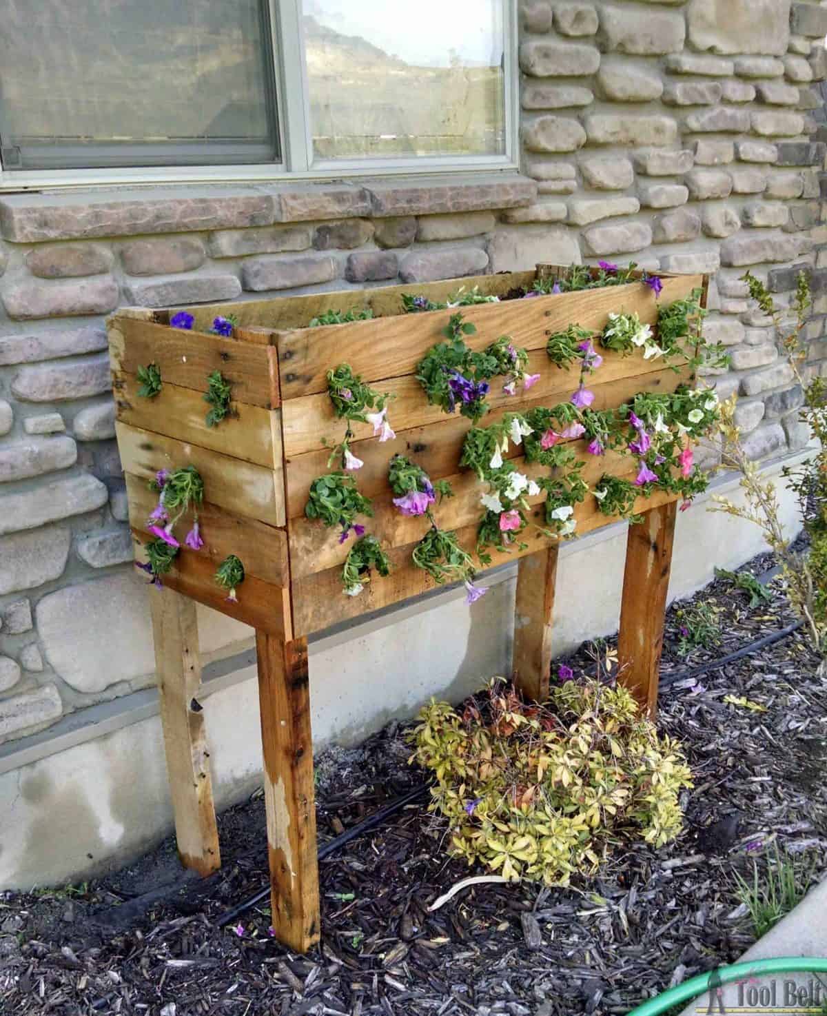 25 DIY Wooden Planters For Your Garden - Brighter Craft