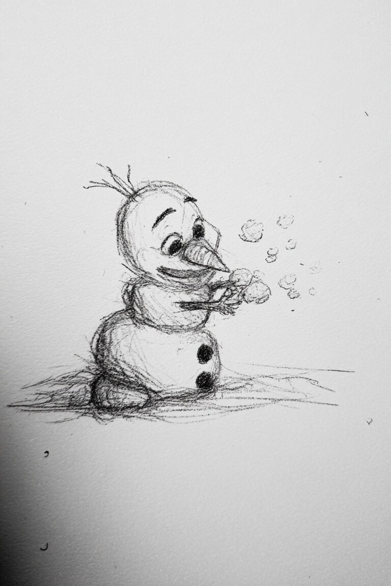 Baby Olaf with Tiny Snowballs