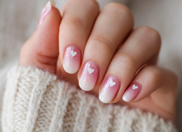 25 Cute Valentine Nail Ideas for a Romantic Look emthehuman1_Pinterest_photograph_of_NAIL_ART_FEATURING_Soft_aur_55aa758e-422f-48d1-8690-330f2a7368c9