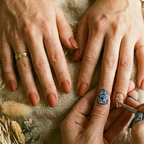 Nail_art_with_202604051742