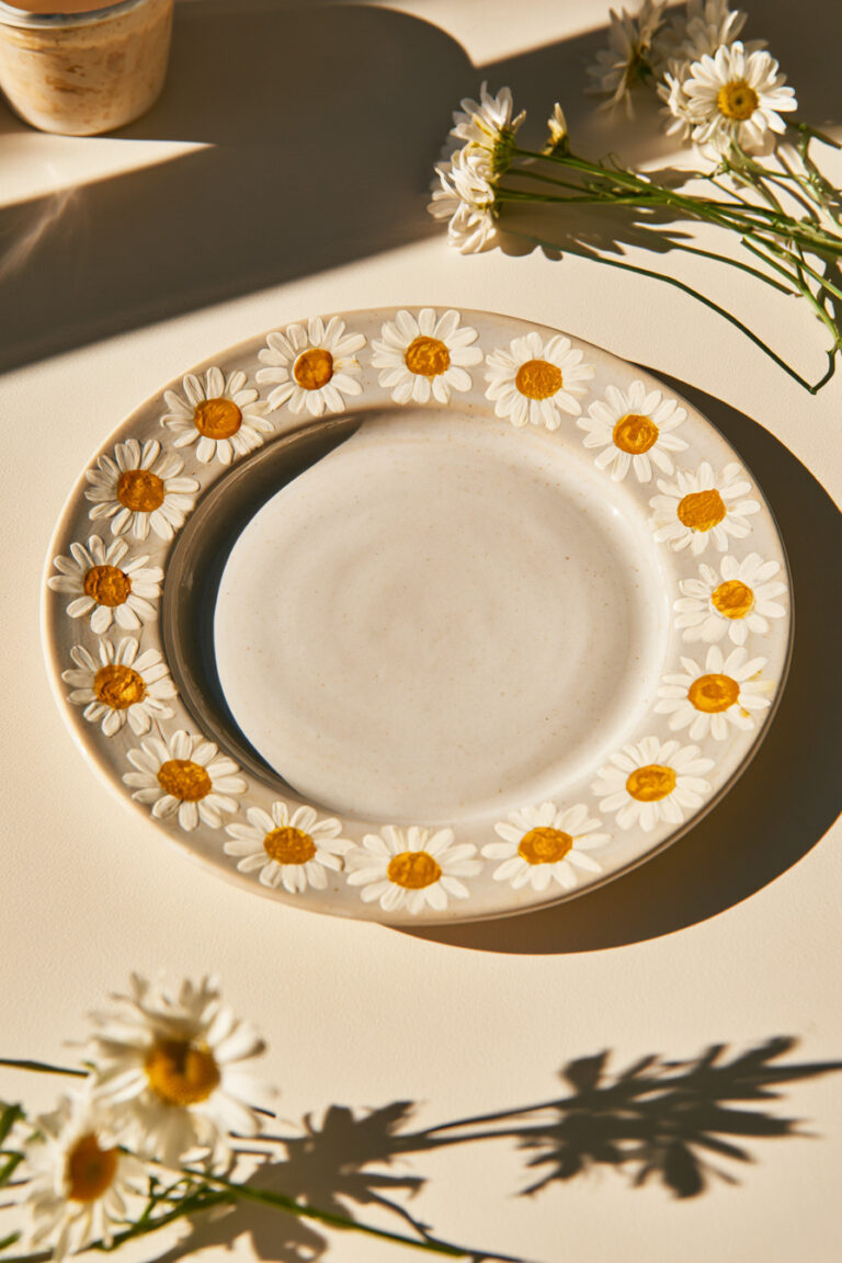 8. Daisy Rim Plate