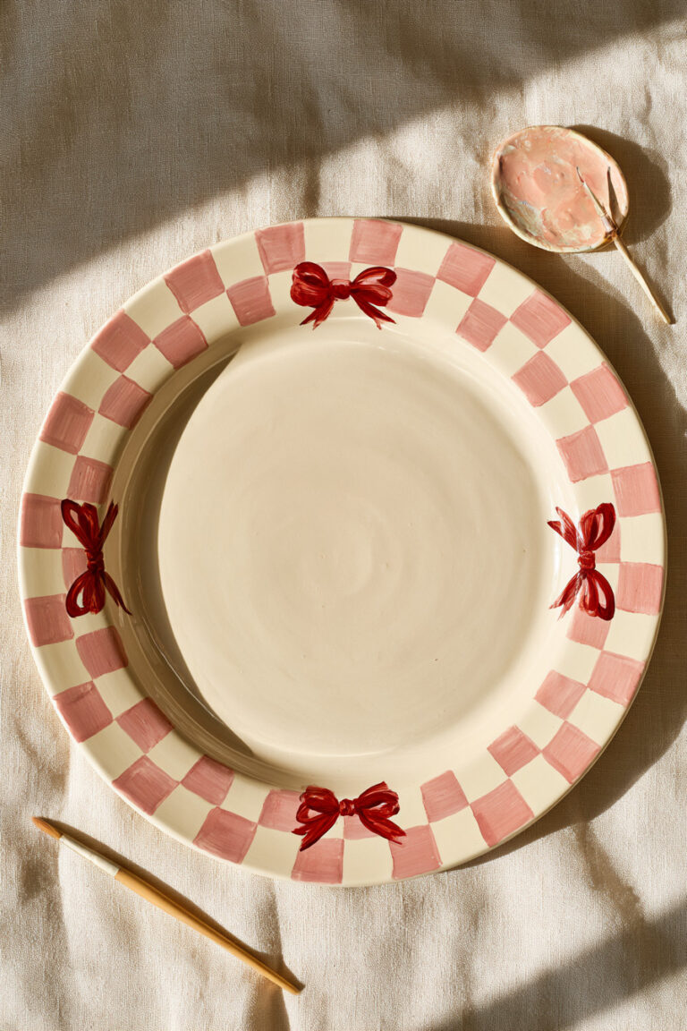 21. Checkerboard and Bow Plate