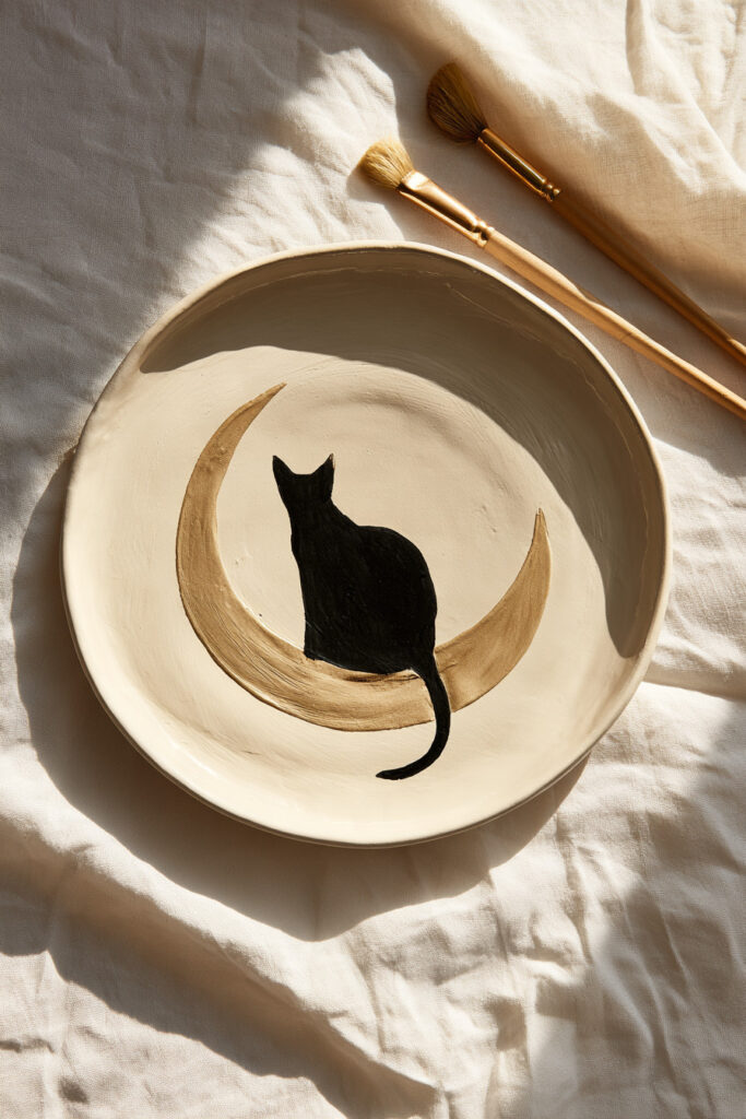 Black Cat and Crescent Moon Plate