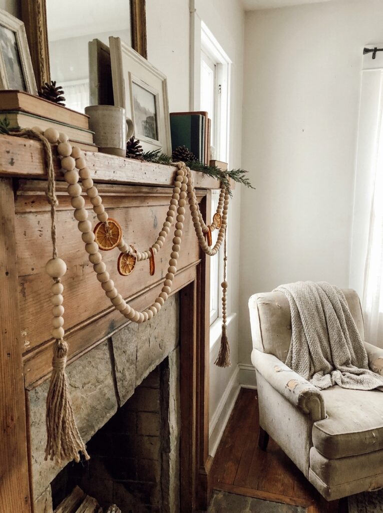 diy holiday decorations Wood bead garland